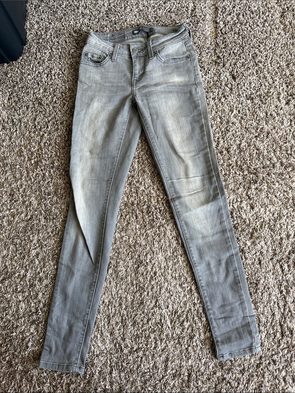 Levi's Women's Light Grey Skinny Jeans